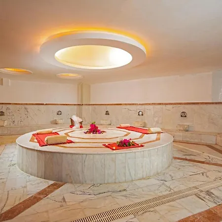 Hotel Mirabell 4*