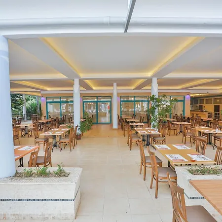 Hotel Mirabell 4*