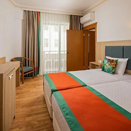 Hotel Mirabell 4*